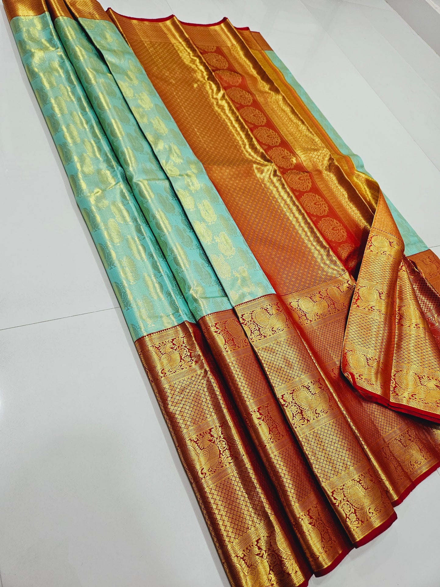Exclusive Korvai Tissue Silk Sarees 165