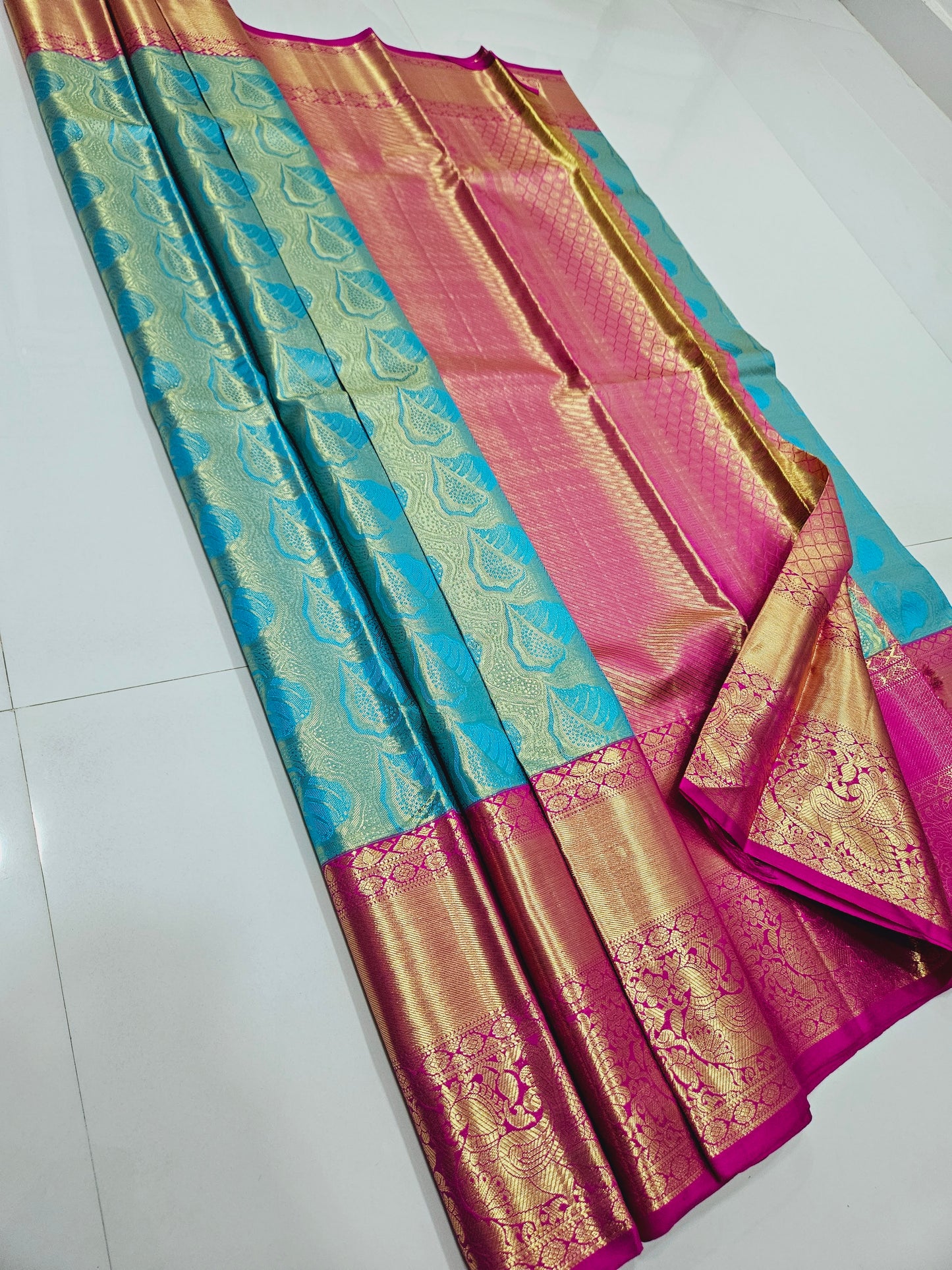 Exclusive Korvai Tissue Silk Sarees 161