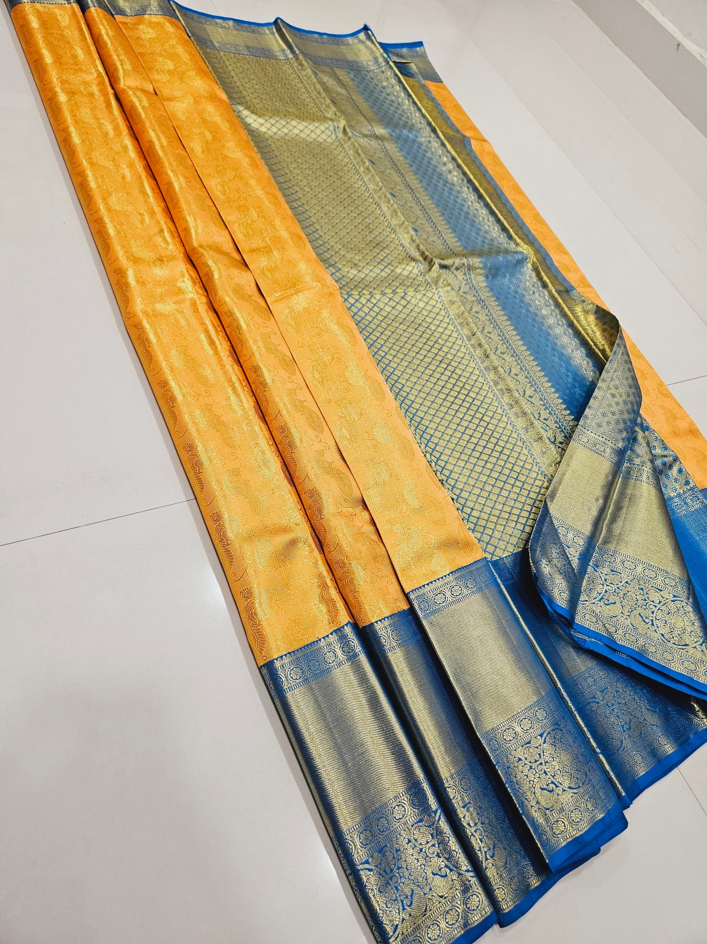 Exclusive Korvai Tissue Silk Sarees 142