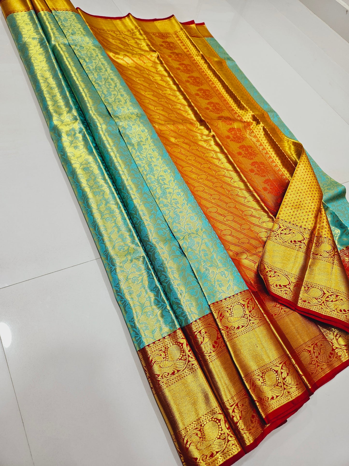 Exclusive Korvai Tissue Silk Sarees 135