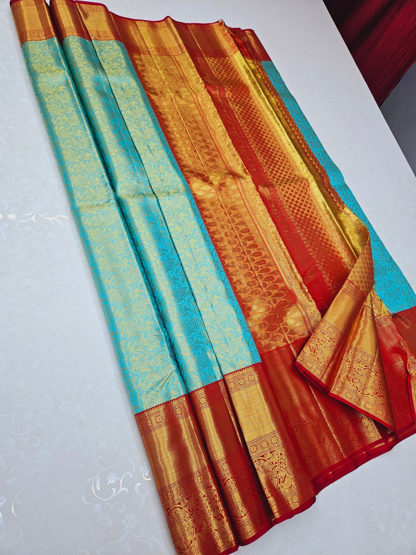 Exclusive Korvai Tissue Silk Sarees 115