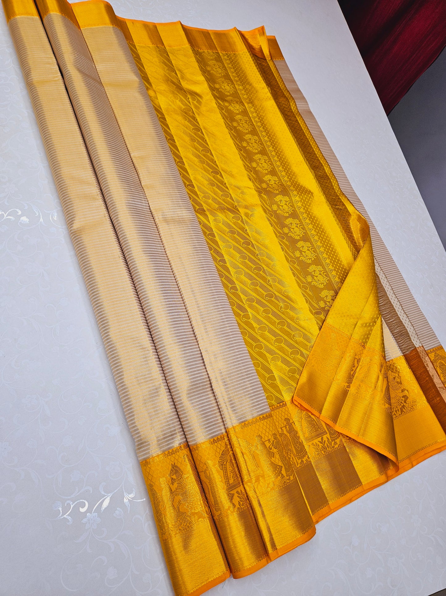 Exclusive Korvai Tissue Silk Sarees 103