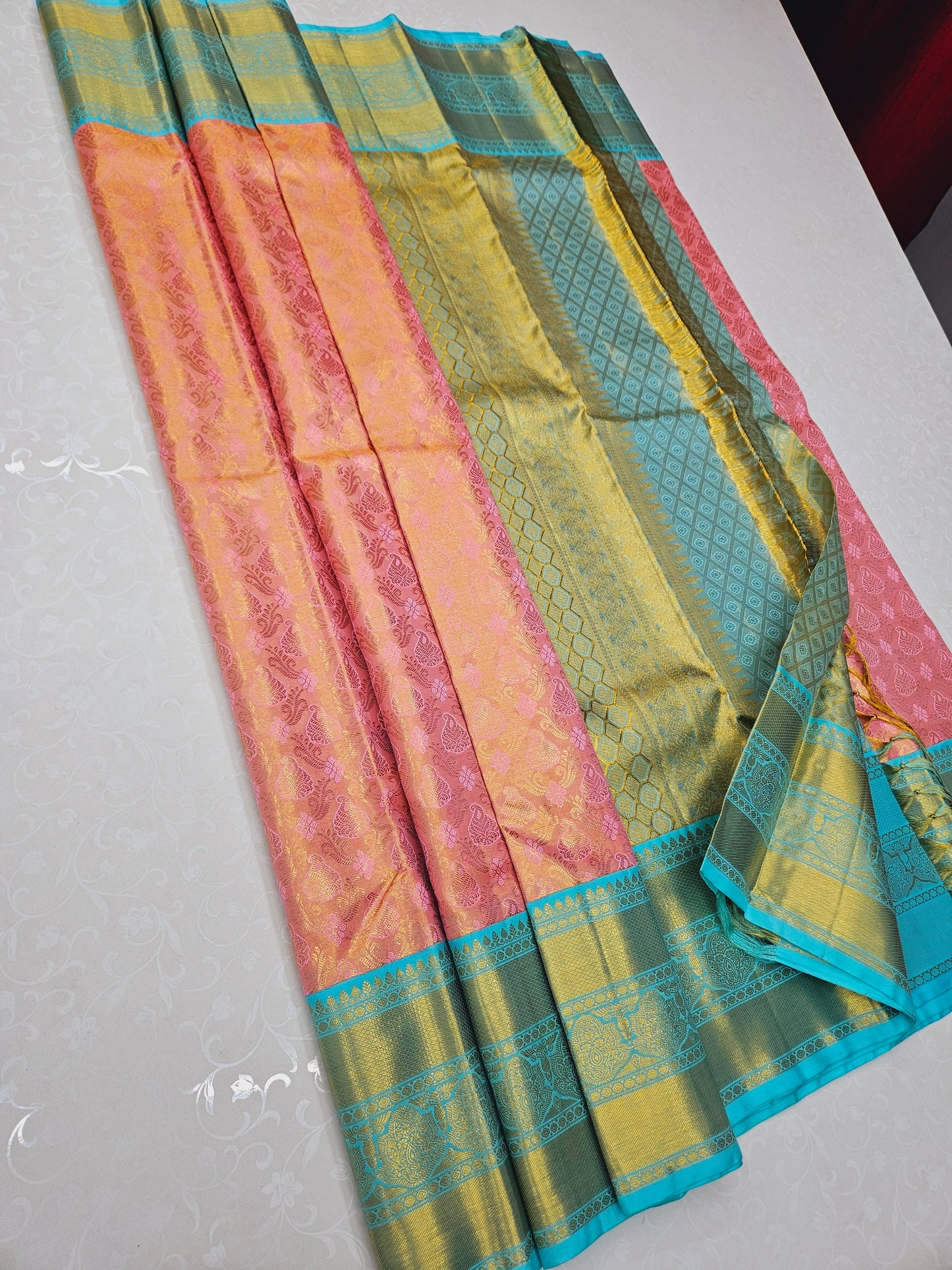 Exclusive Korvai Tissue Silk Sarees 065