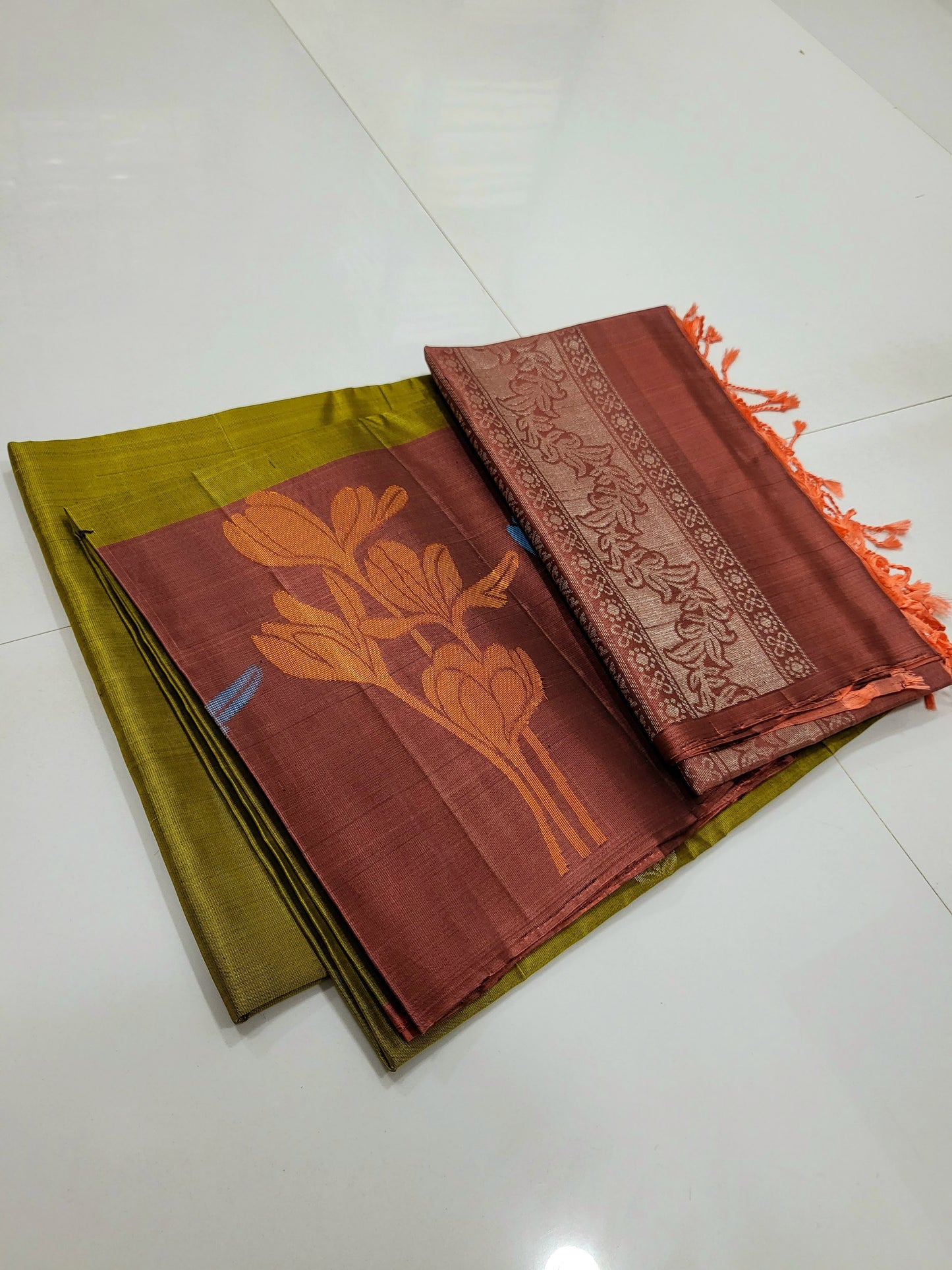 Pure Soft Silk Saree 043
