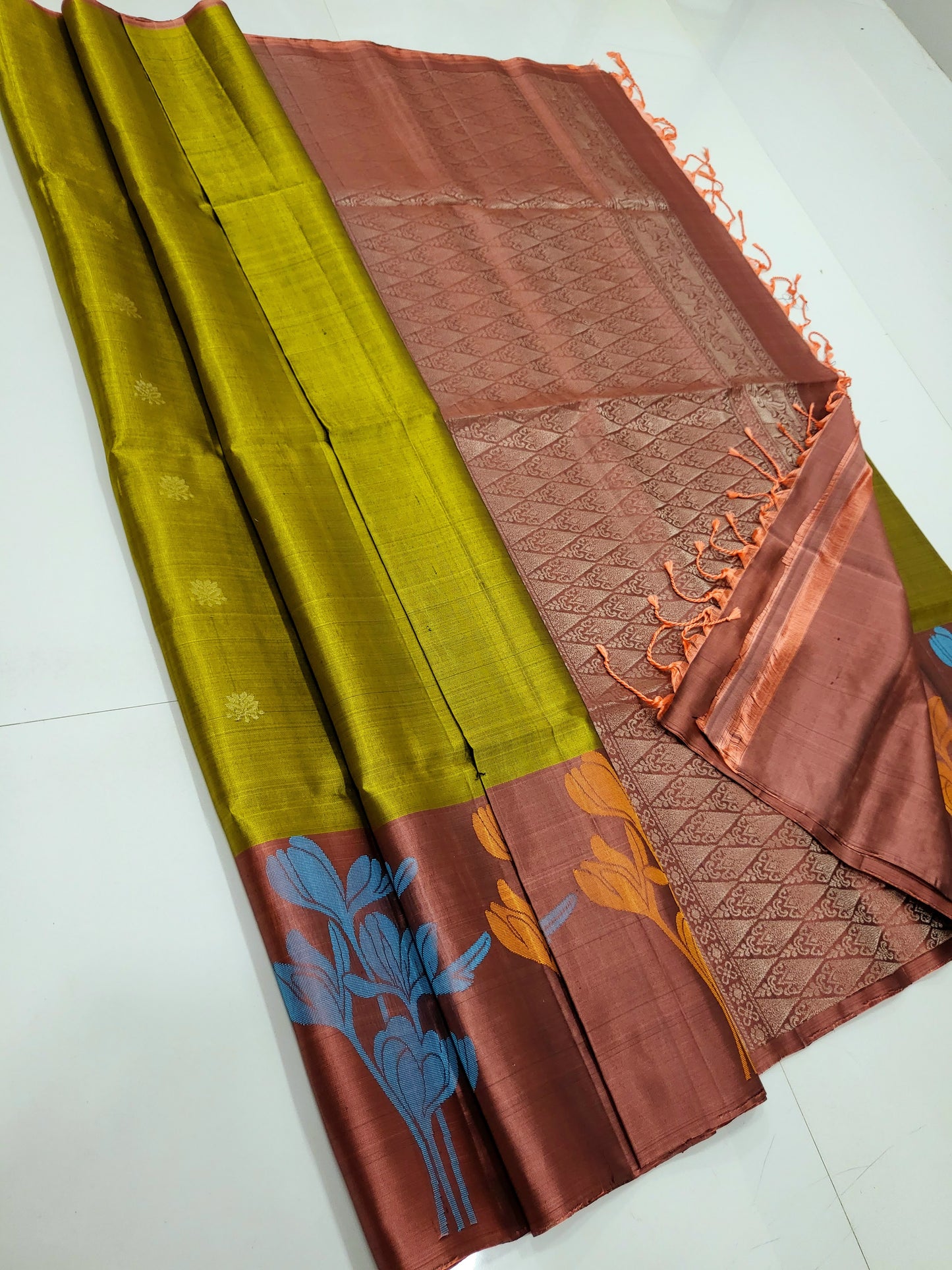 Pure Soft Silk Saree 043